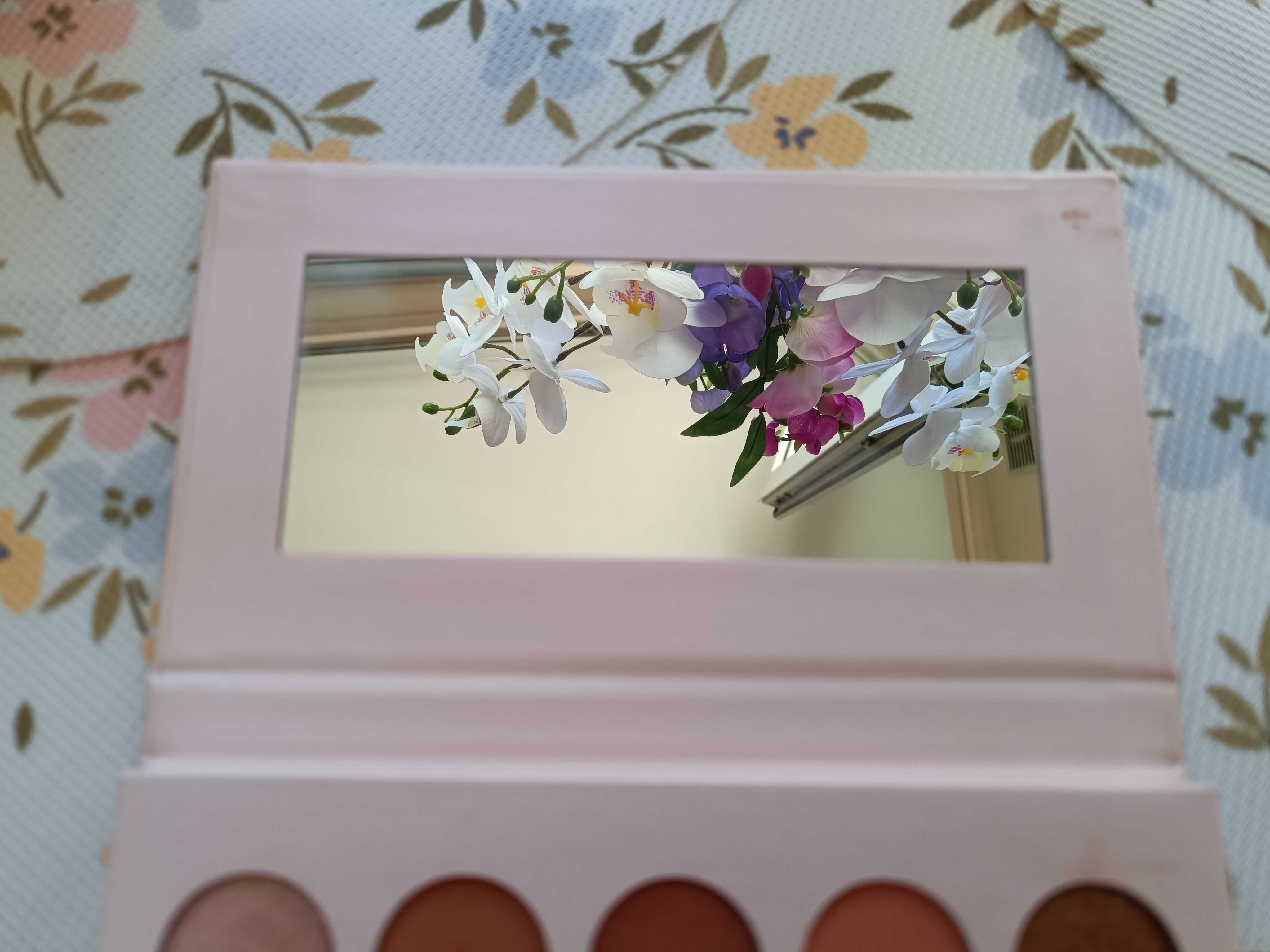 Paleta cieni Be in love with, Make up obsession