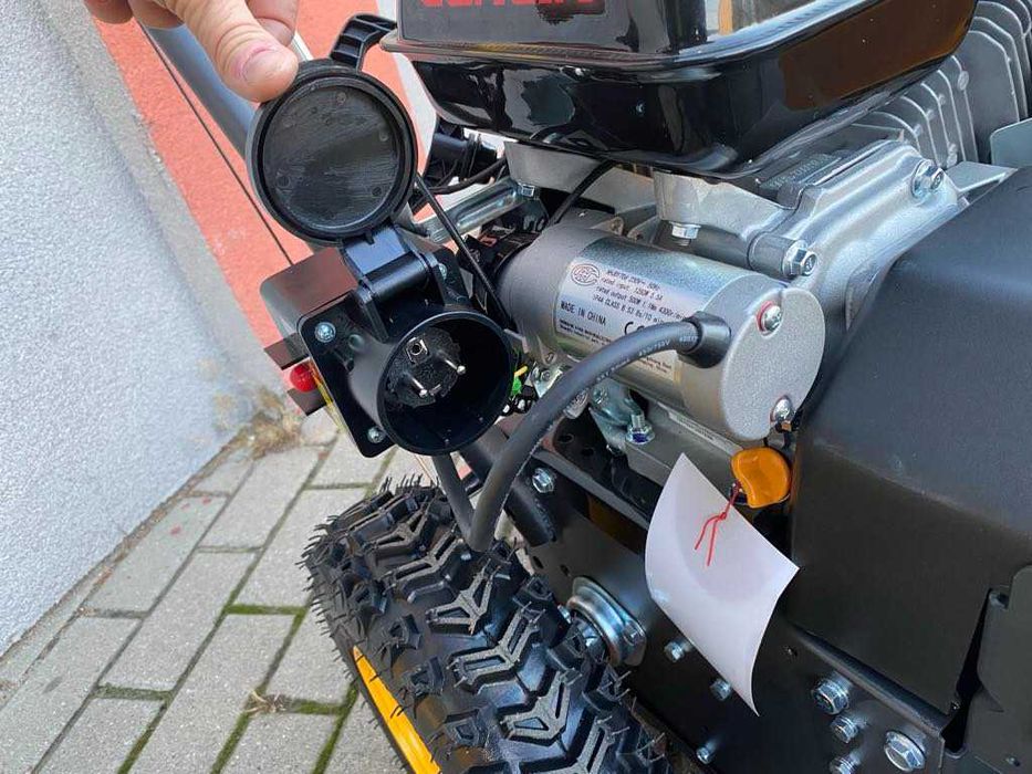 Zamiatarka Cedrus ZM06E 4w1 Odśnieżarka Pług Kosz Rozruch 230V Loncin