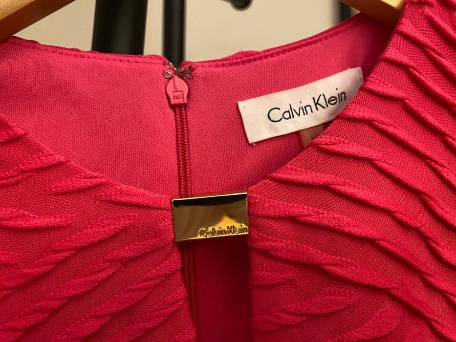 Vestido rosa Calvin Klein - NOVO com Etiqueta (pink dress new)i