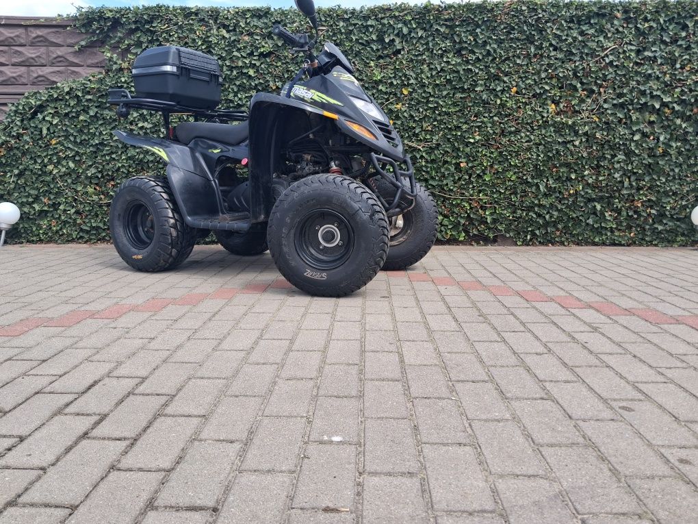 Quad 150 zarejestrowany.