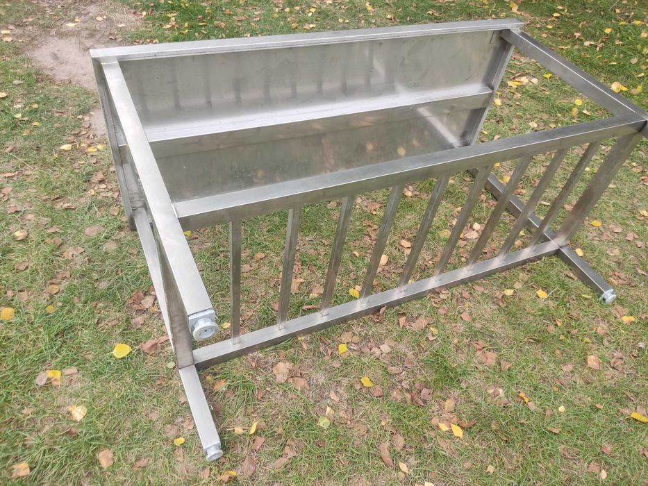 Stół garmażeryjny / roboczy z grubej stali nierdzewnej 140x60x86 (wys)