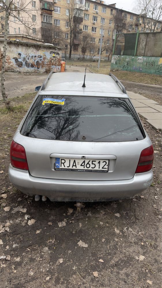 Продам в нормальном состоянии Audi A4b5 avant