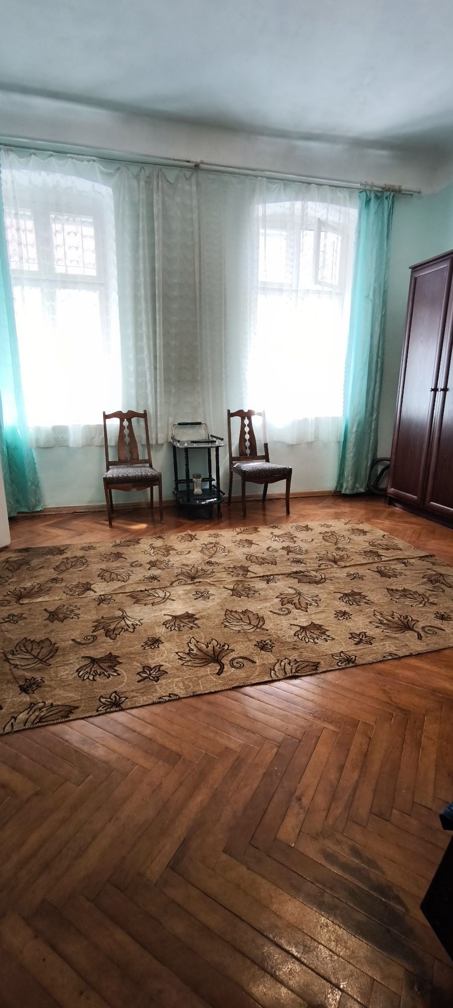 Однокімнатна квартира в самому центрі міста!!!