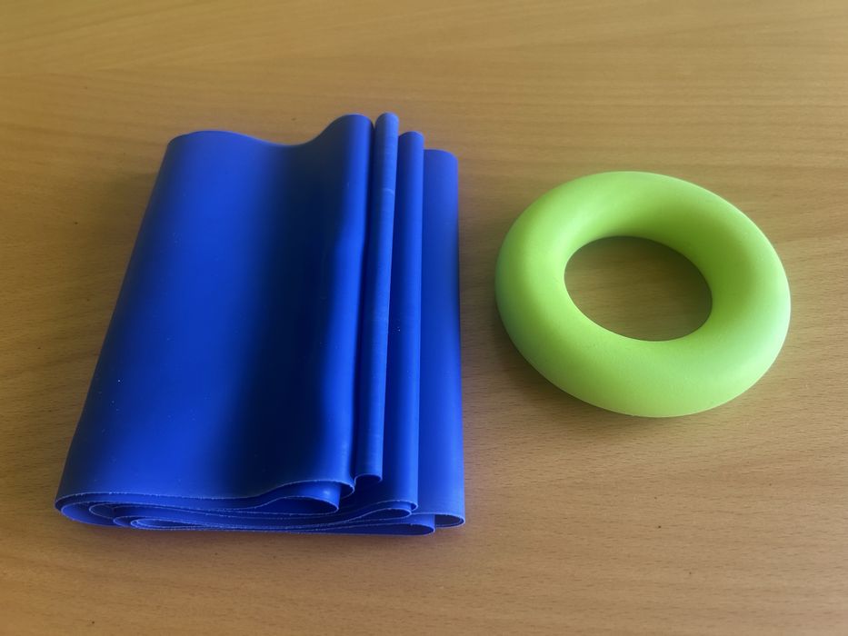 Zaciskacz do dłoni i guma