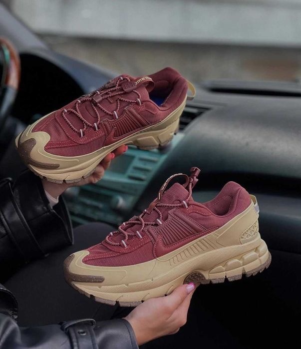 Nike Zoom Vomero Roam «Black Light Silver”