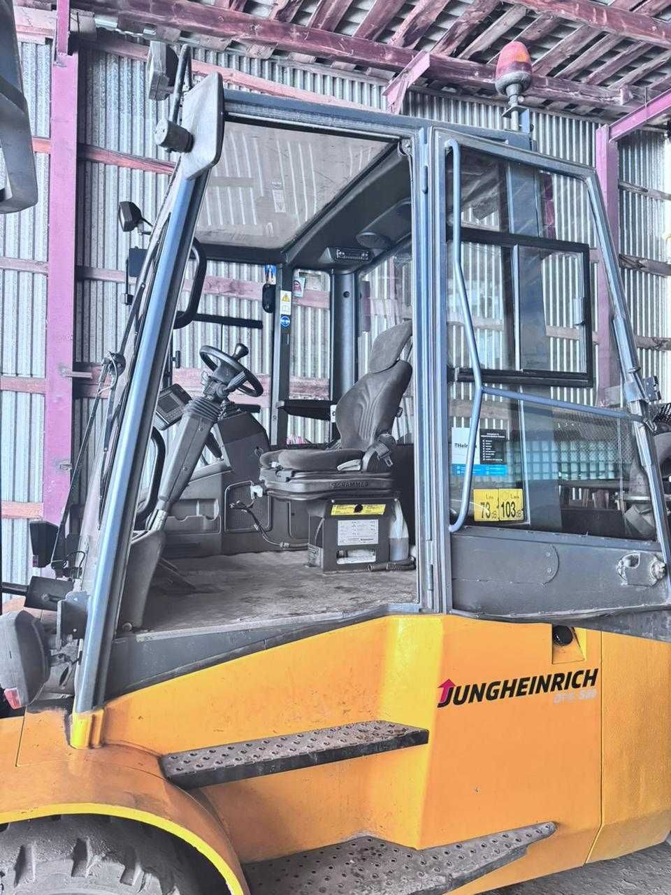 Навантажувач дизельний "JUNGHEINRICH"