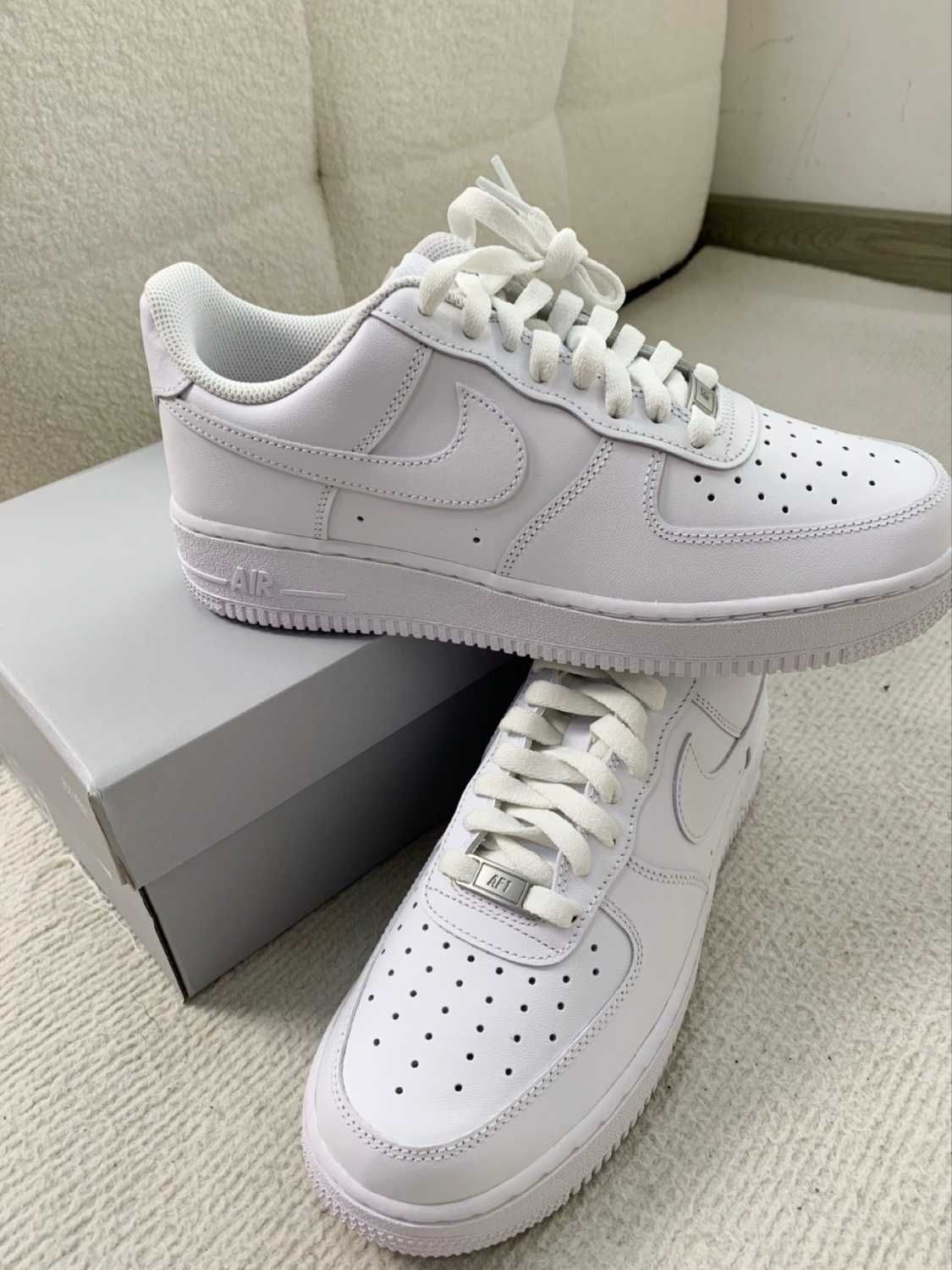 Nike Air Force 1 Low '07 White 37.5  235MM