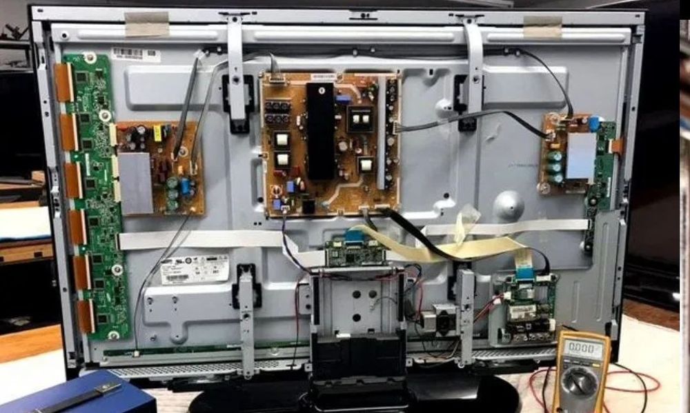 Якісний ремонт телевізорів Налаштування Smart TV Приватний майстер
Нал