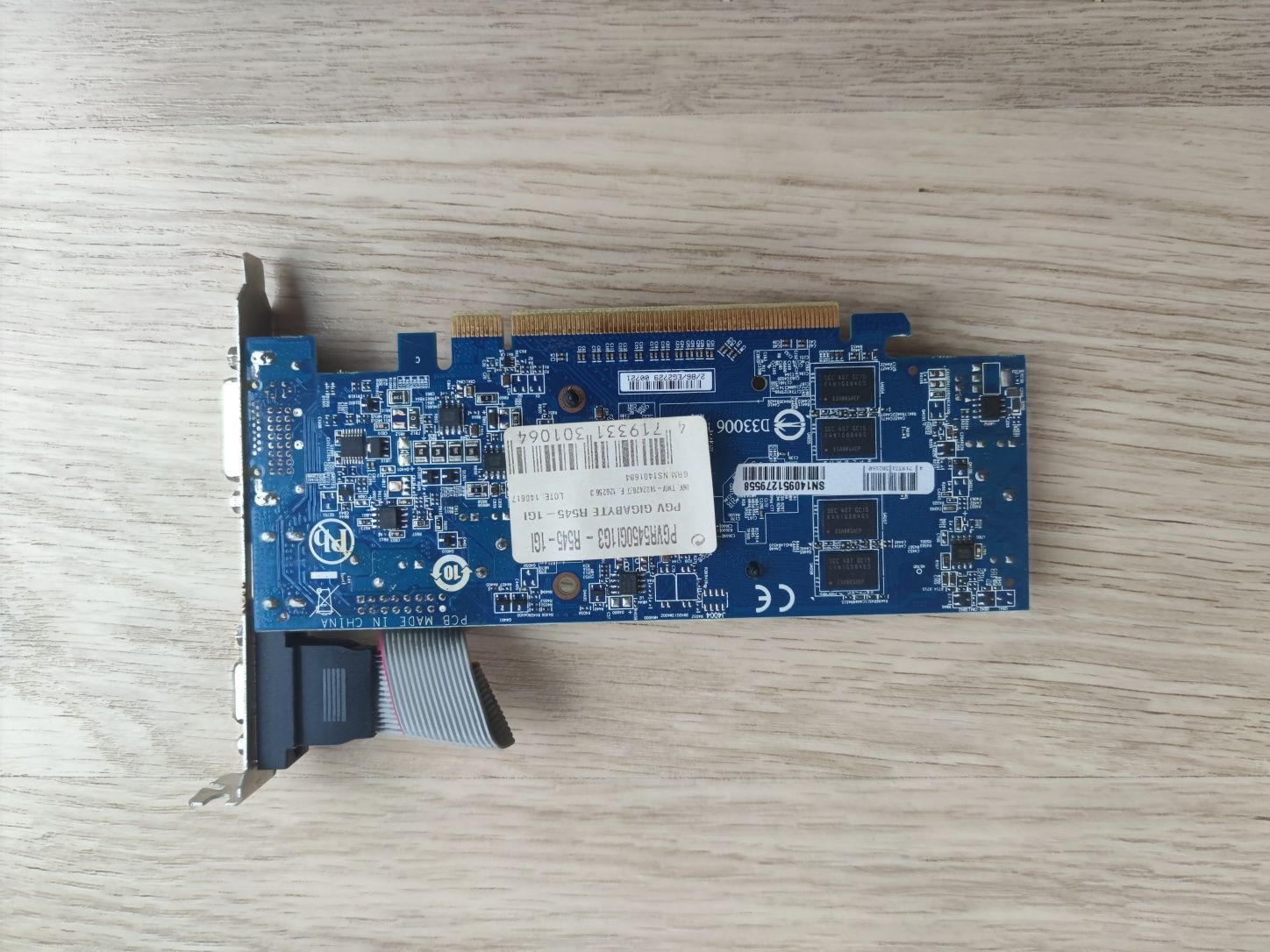 Vendo placa Gráfica Gigabyte GV-R545-1GI