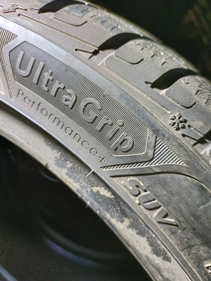 235/40R20 Goodyear Ultra Grip Performance+ z 2022r NOWE !