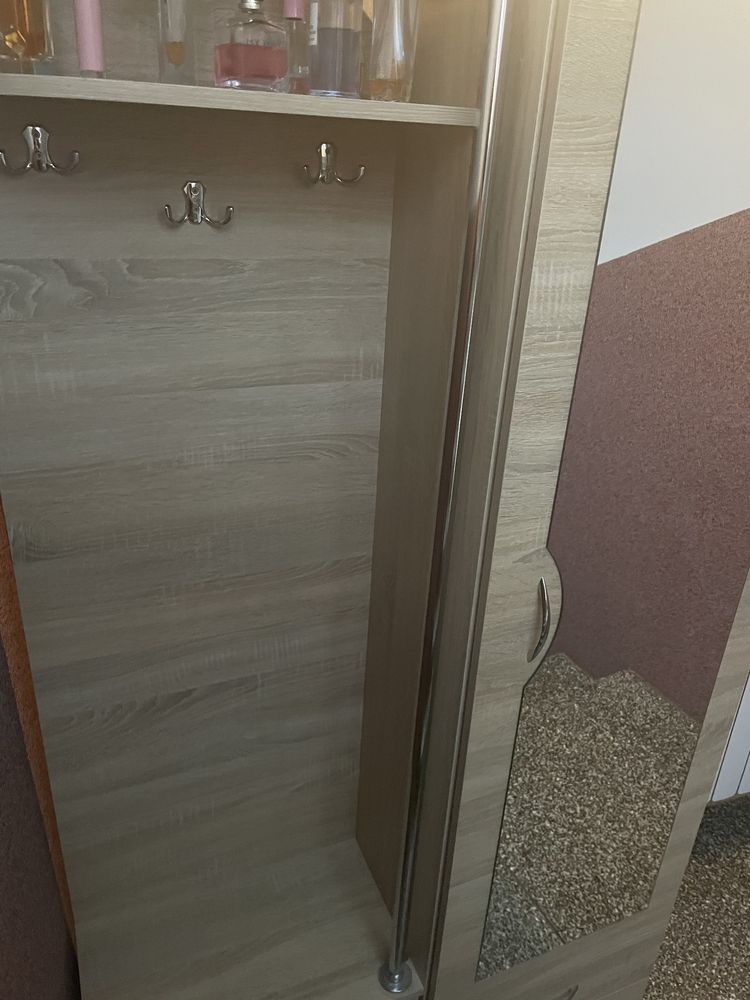 Oddam Szafka wieszak do przedpokoju