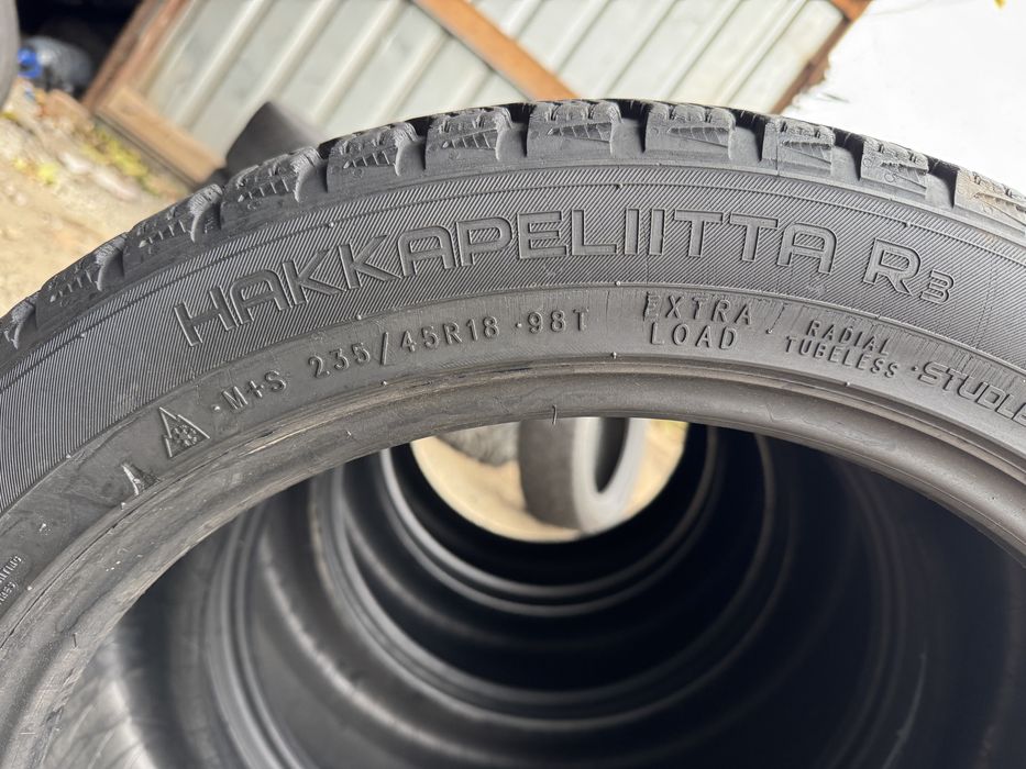 235/45 R18 Nokian 235 45 18
