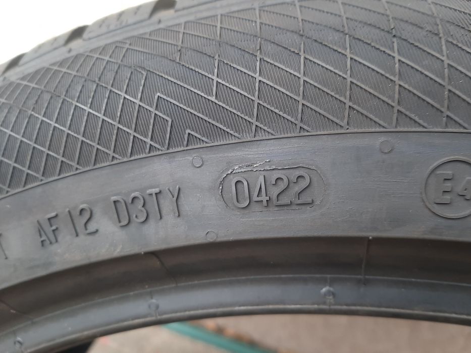 2x Opony 255/45R20 Continental WinterContact TS850P / 2022r/ Jak Nowe