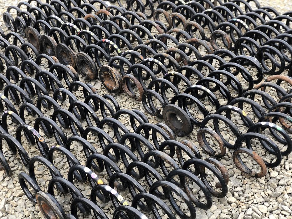 Задние пружини Passat B6 задні пружини Пассат Б6 седан універсал