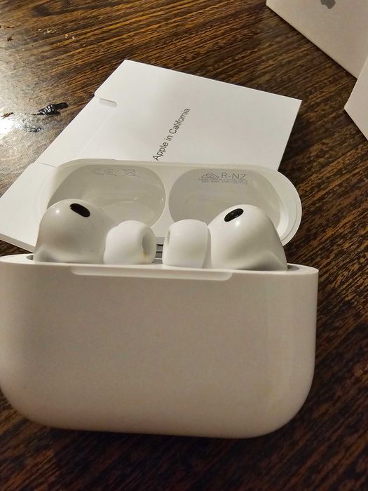 Apple Airpods Pro 3 c/ caixa