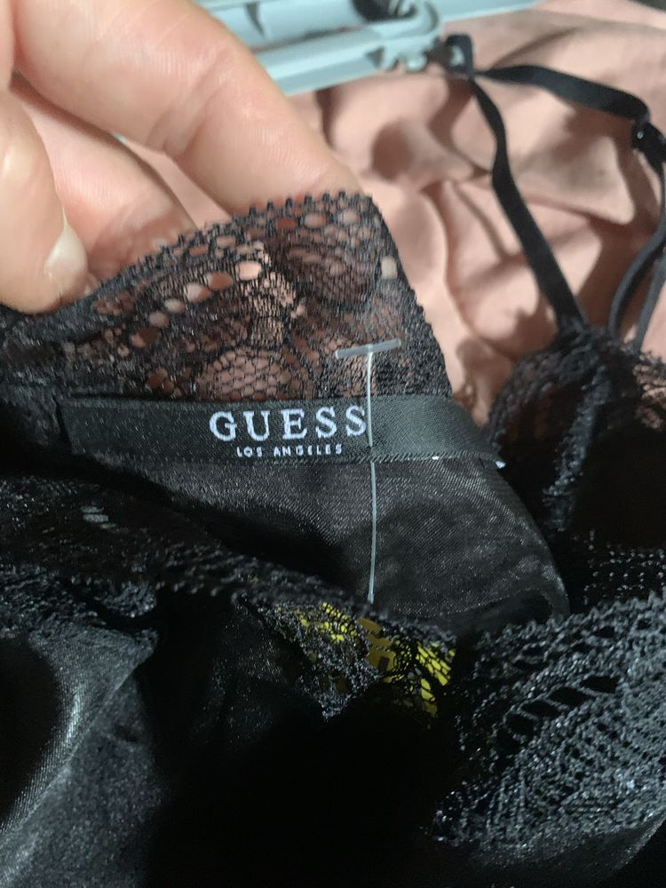 Guess  майка в бельевом стиле