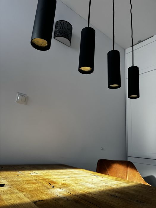 Lampa wiszaca do salonu