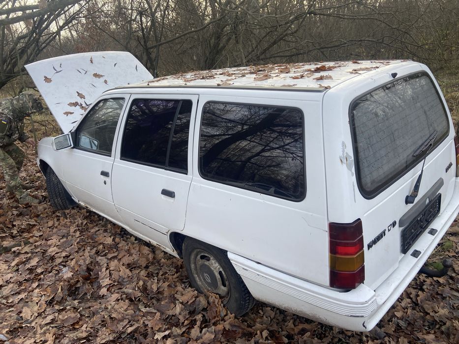 Продам опель кадет