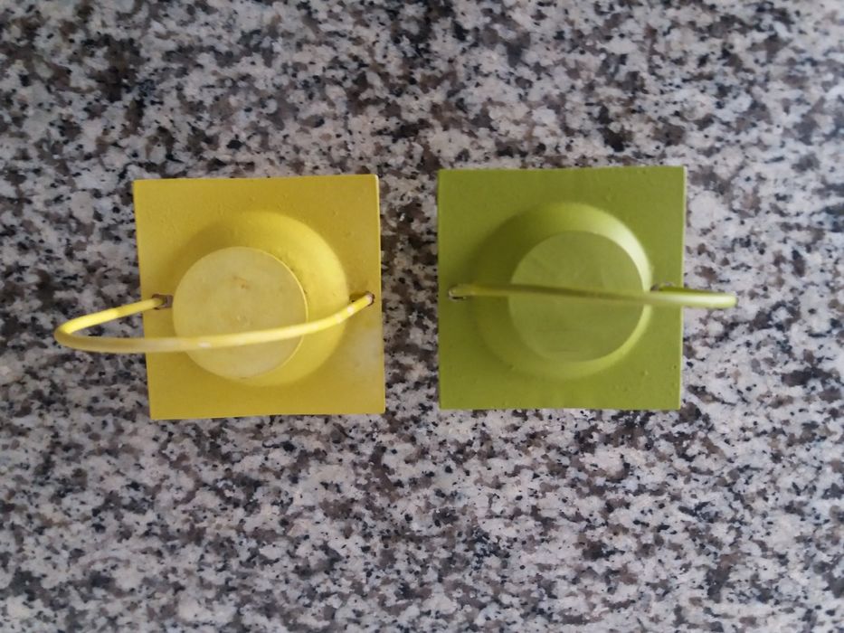 Porta velas de metal pintado (Preço dos 2)