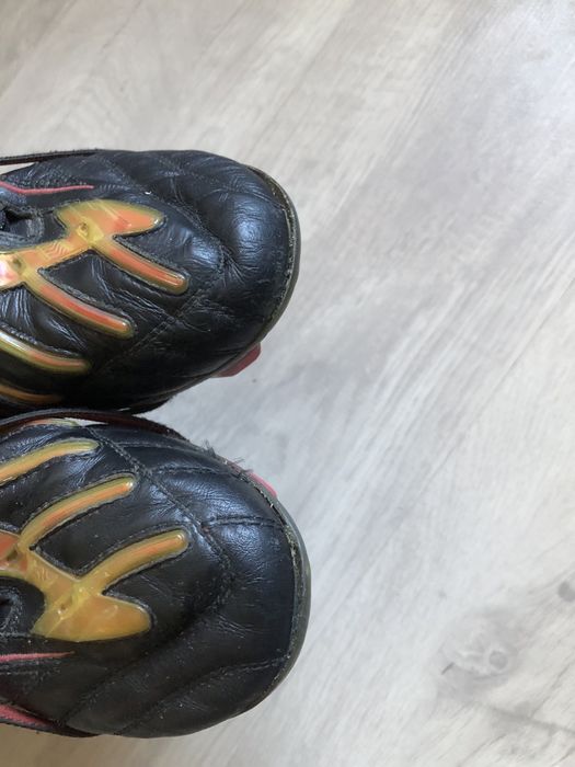 Чоловічі оригінальні бутси Adidas Predator