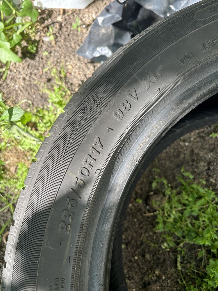 sprzedam 4 nowe opony zeetex zimowe