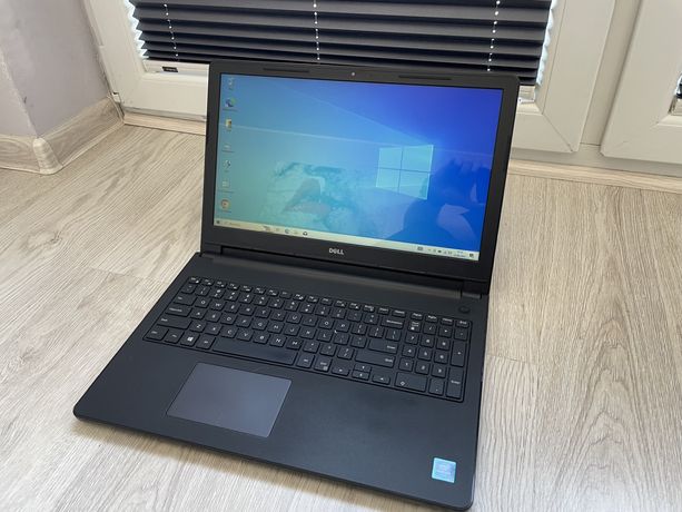 Laptop Dell inspiron intel 256 ssd windows 10