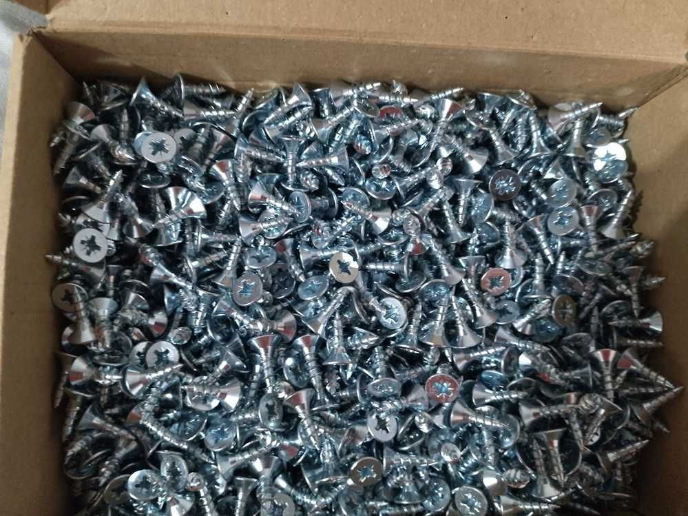 lote de 1000 parafusos de aço 5,0 x 16 mm (1648)
