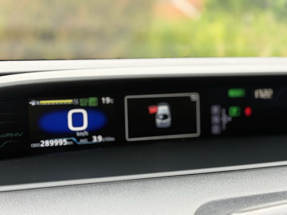 Toyota Prius PHEV 2017