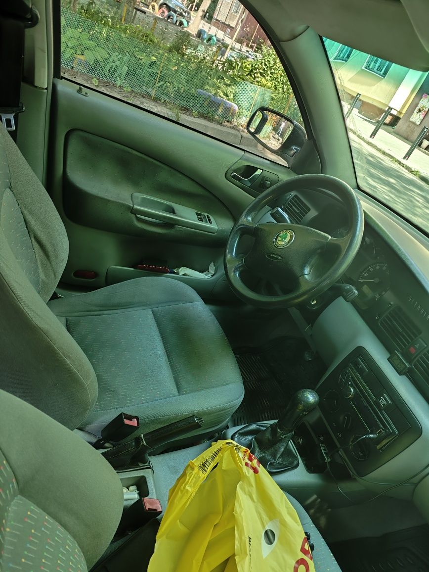 Продам Skoda octavia tour A4 универсал