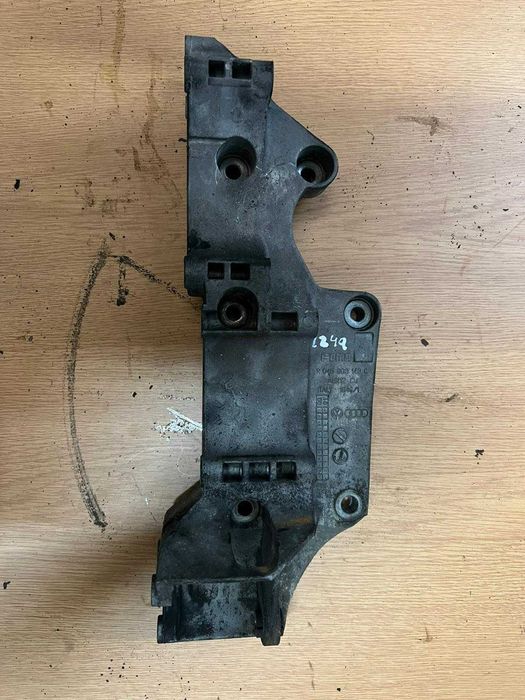 Suporte alternador Audi A3 8L
