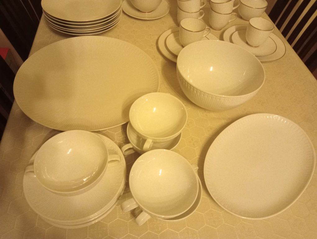 Zestaw obiadowy kawowy porcelana