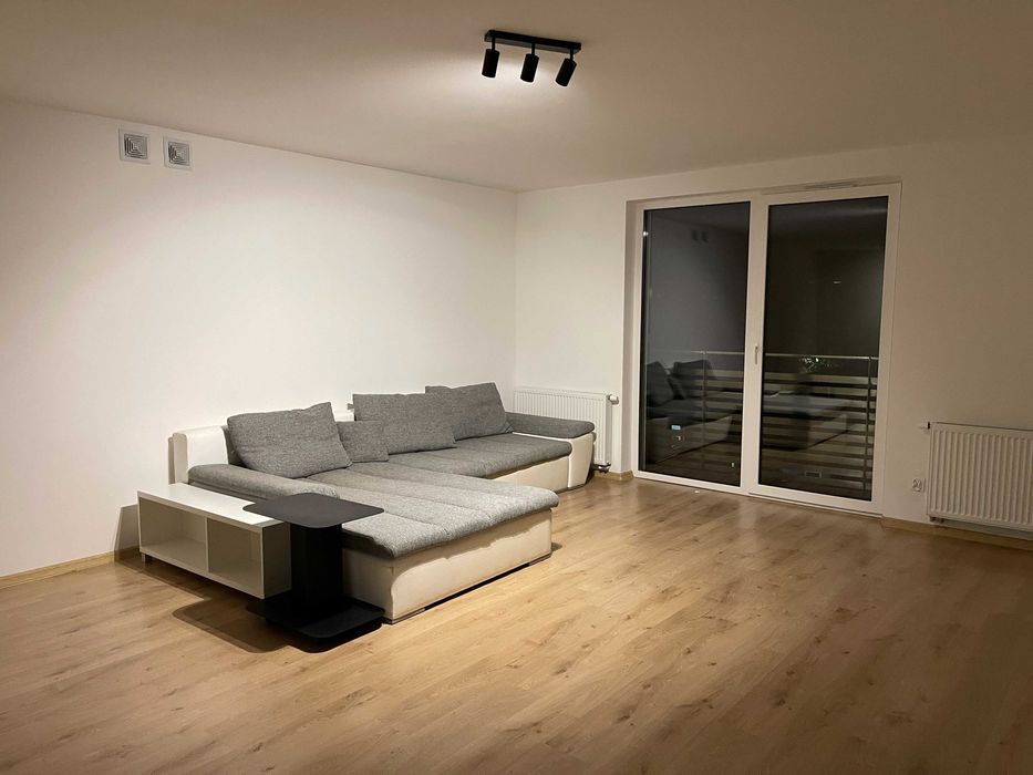 Mieszkanie na wynajem kawalerka 40m2 centrum Złotów lokal mieszkalny