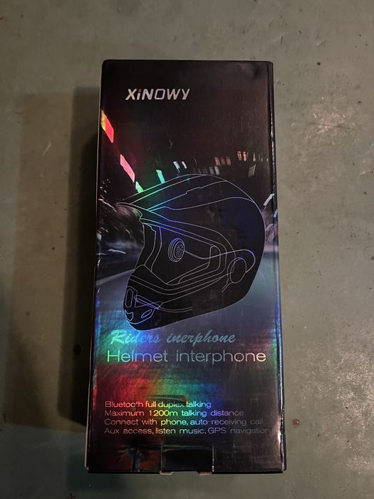 Komplet 2 interkomów do kasków motocyklowych . Nowy zestaw !! Tanio !!