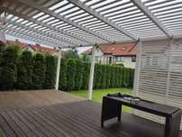 Pergola tarasowa drewniana z poliwęglanem litym lub komorowym, altana