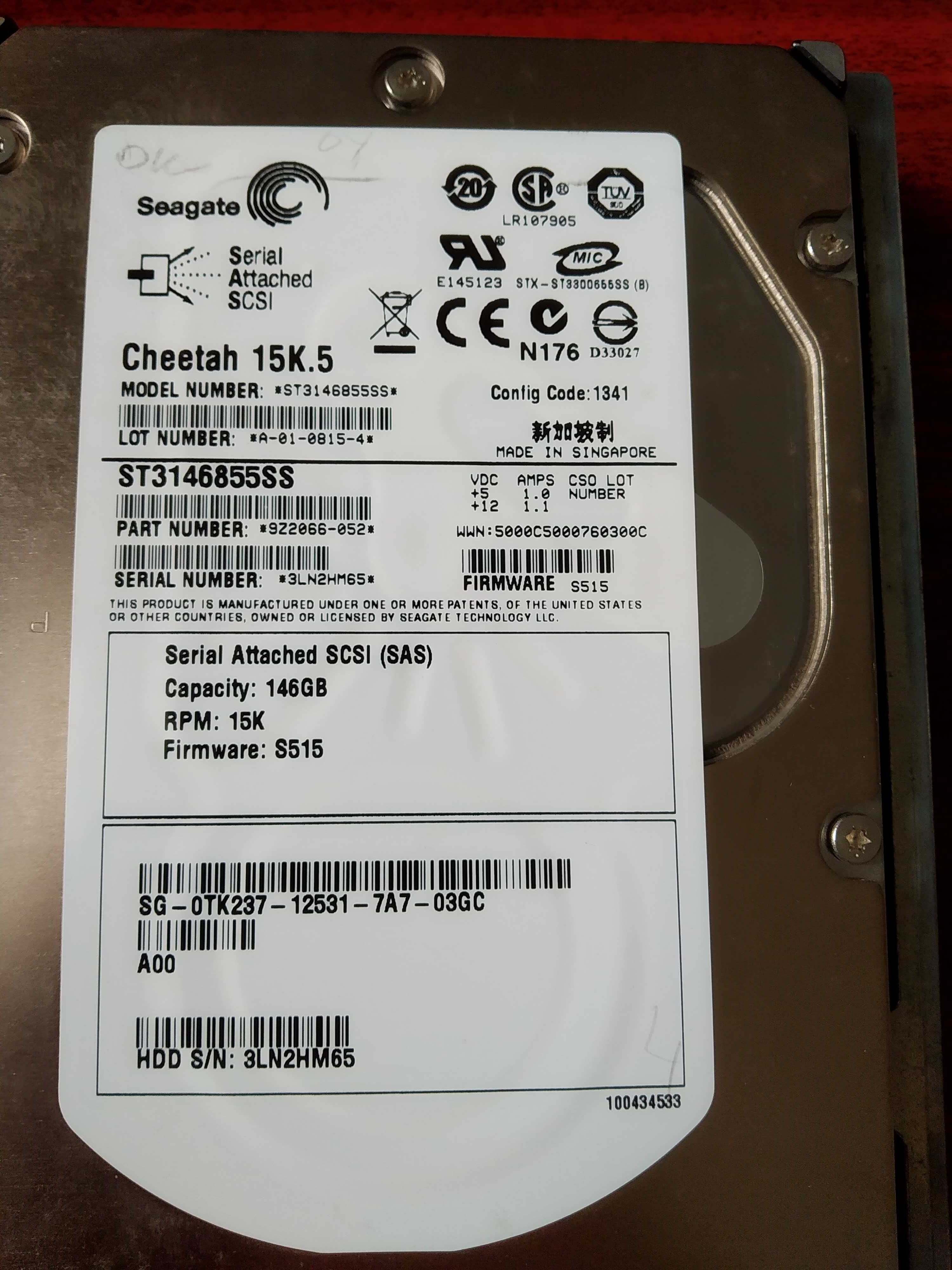 Серверні жорсткі диски SAS/SCSI 2.5"/3.5" 73GB/146GB/300GB/1TB 10k/15k