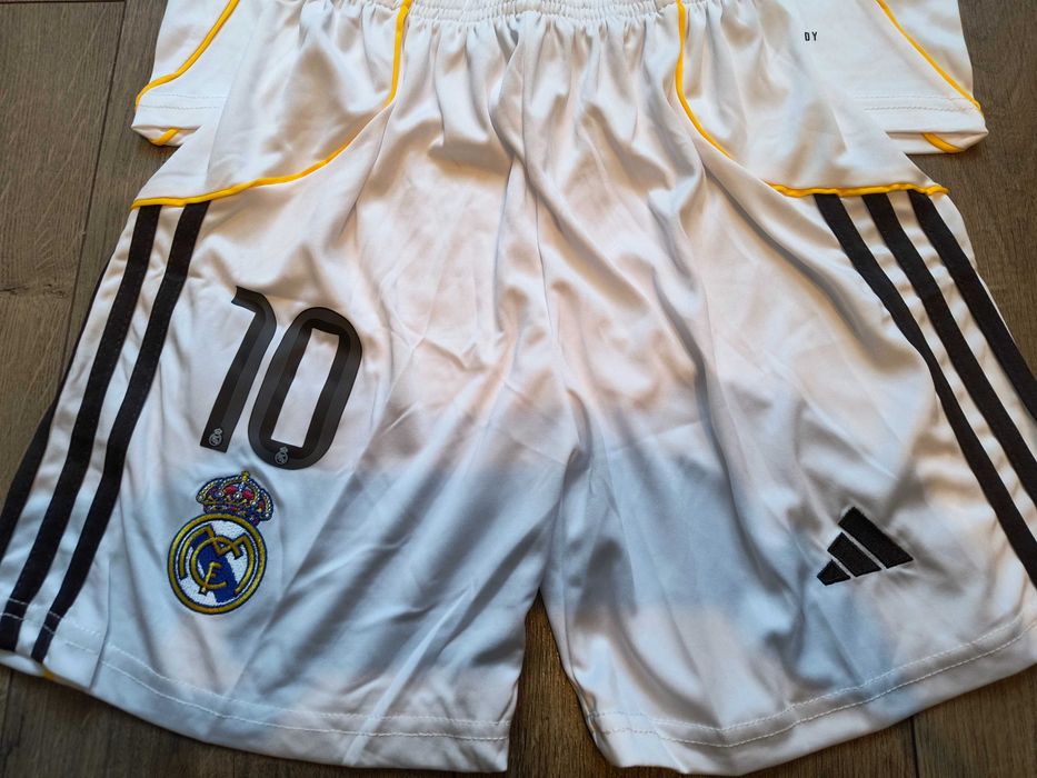 Strój dziecięcy Real Madryt 2025/26 Mbappe 10 r. na 125-135 cm