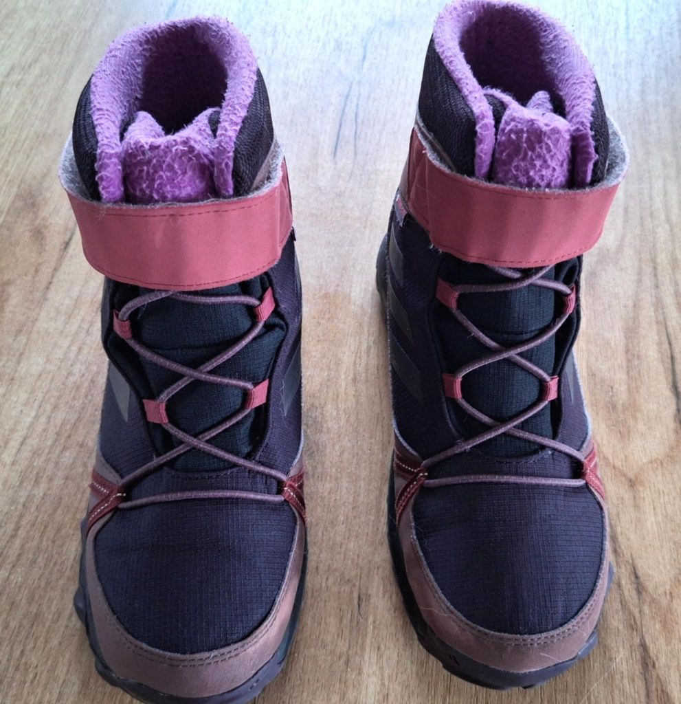 Buty Adidas Terrex Snow 35 dziecięce zimowe