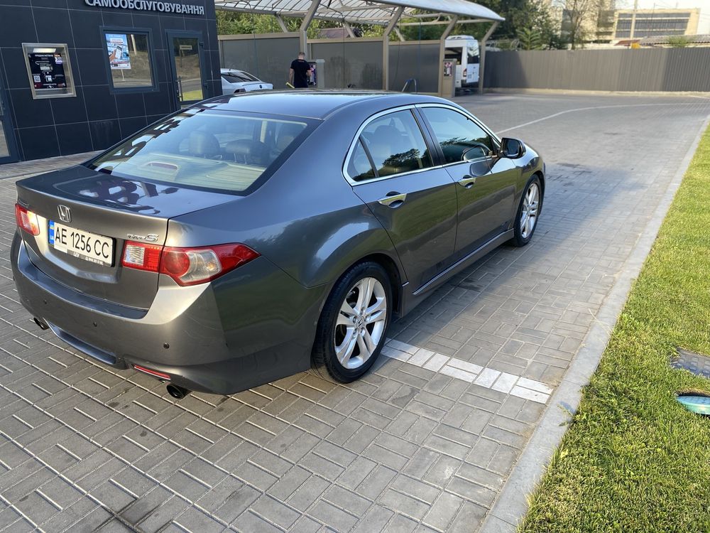 Хонда Аккорд 8  type S