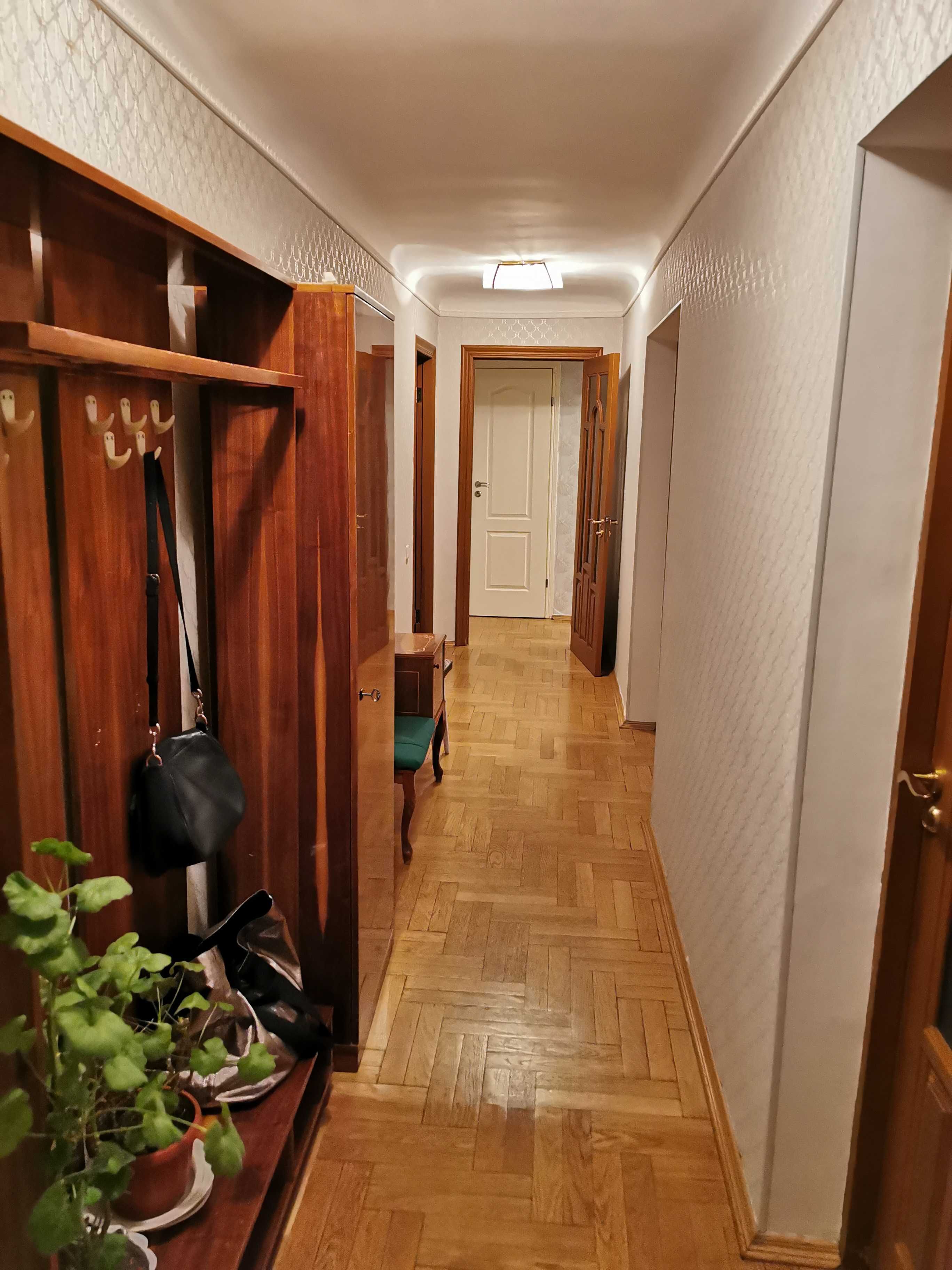 Продам Квартиру 90м Центр! Січових Стрільців 53!