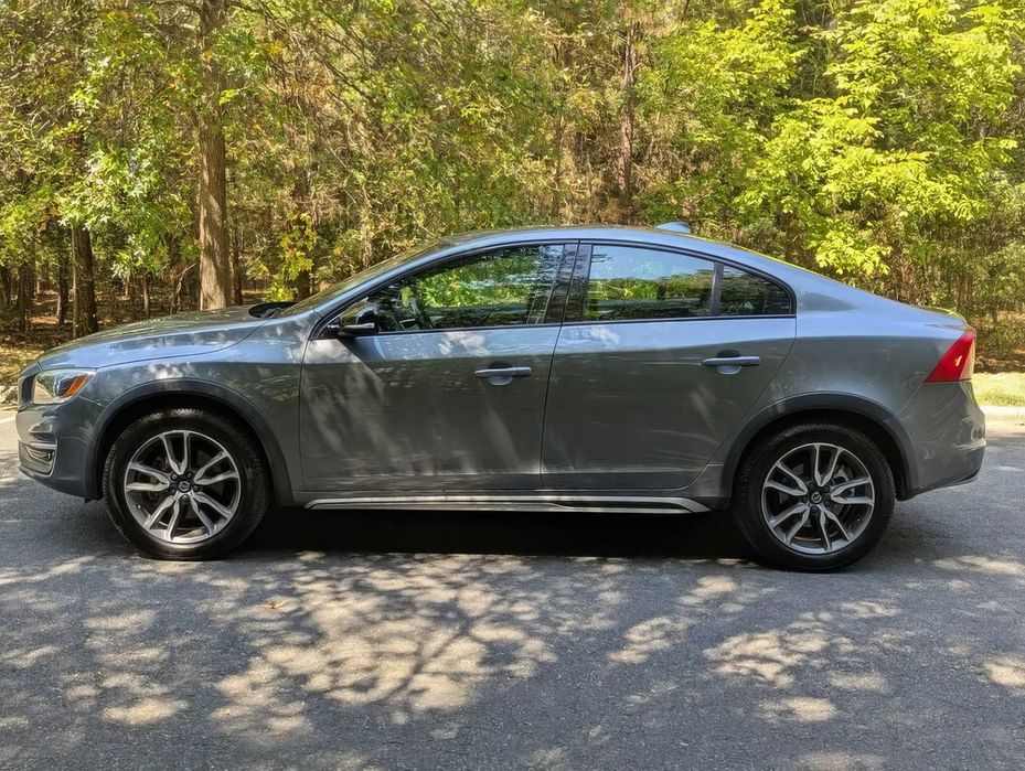 Volvo S60      2017