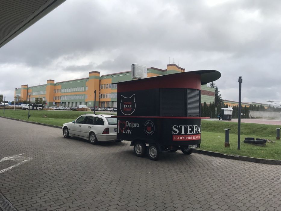 Продам причеп для торгівлі .