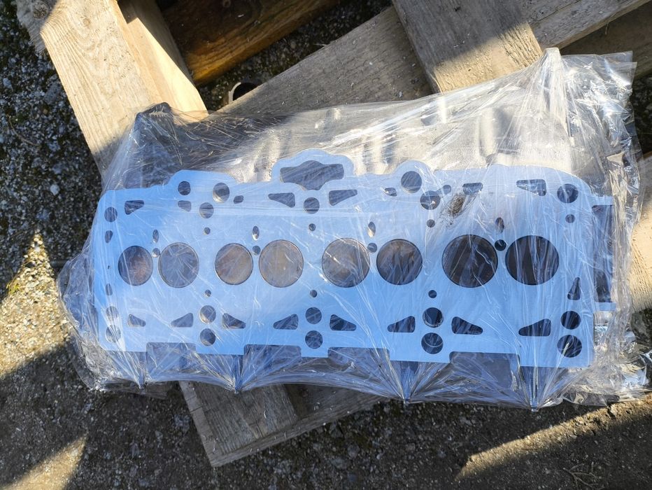 Passat b6 VW Głowica VW 1.9 2.0 140km TDI 8V PD Audi Seat Skoda 2.0TDI