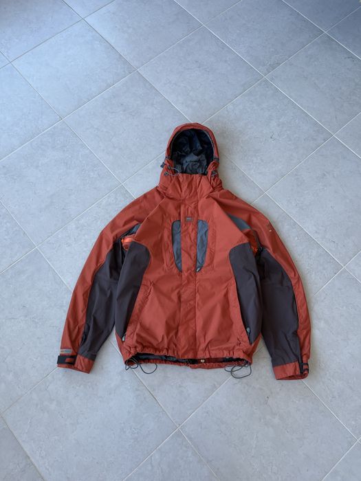 Вітровка Helly Hansen