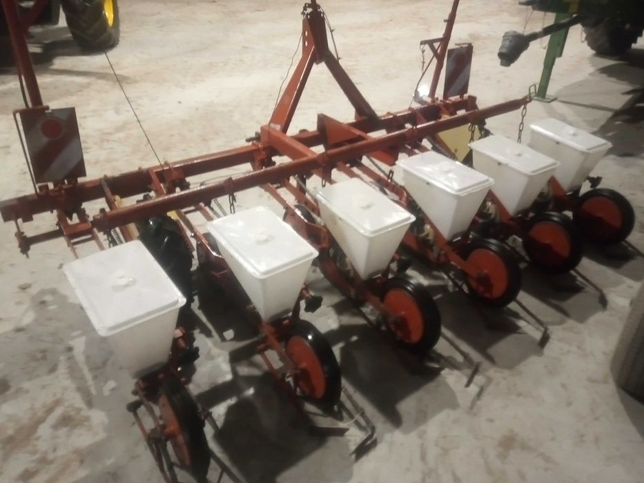 Siewnik do buraków gama 5 nowy typ