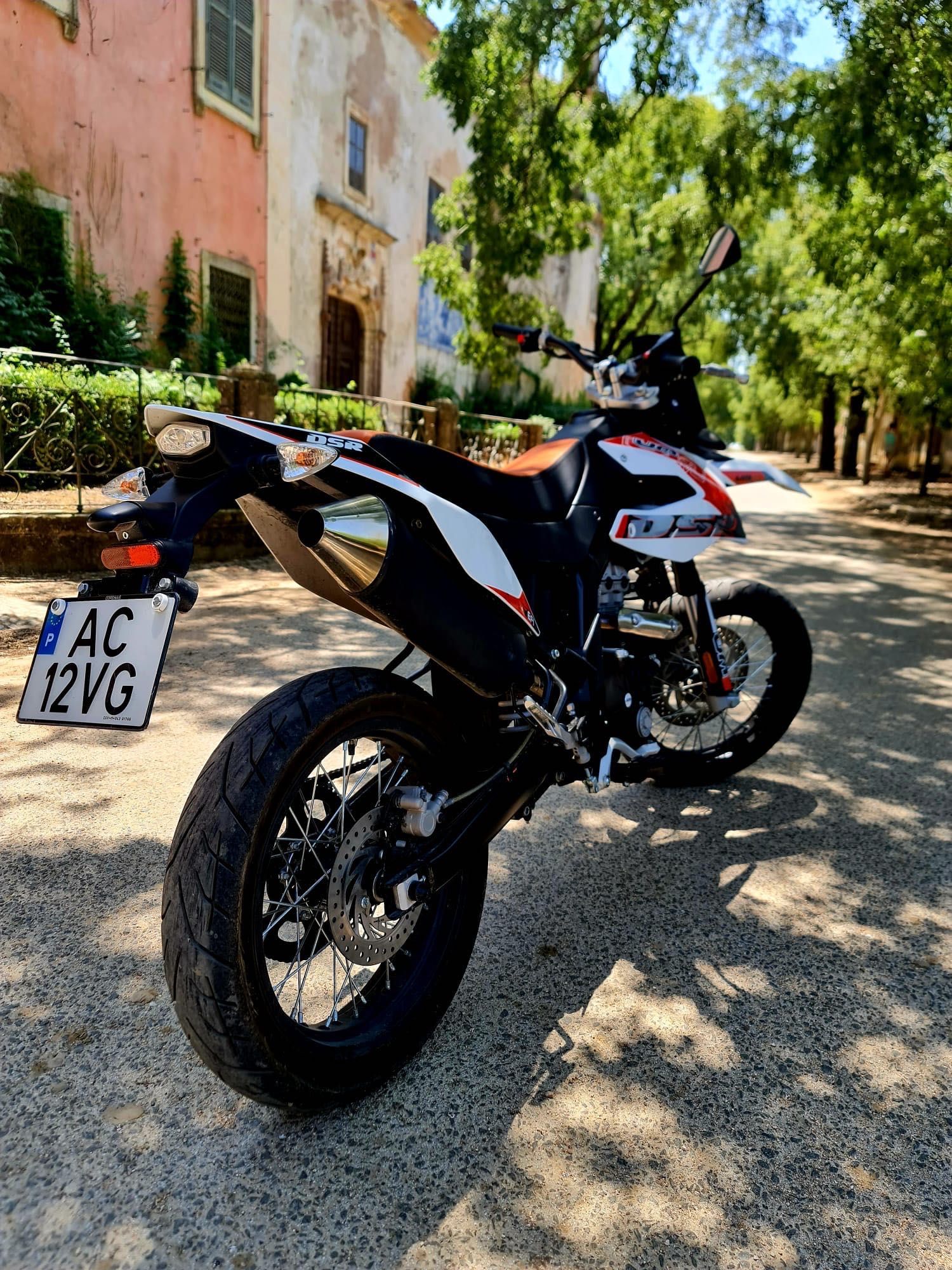 UM DSR SM 125 - 20