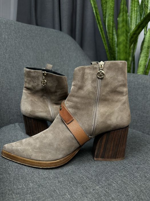 Фірмові замшеві козаки ковбойські чоботи fabi