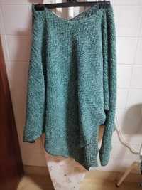 Poncho verde com echarpe