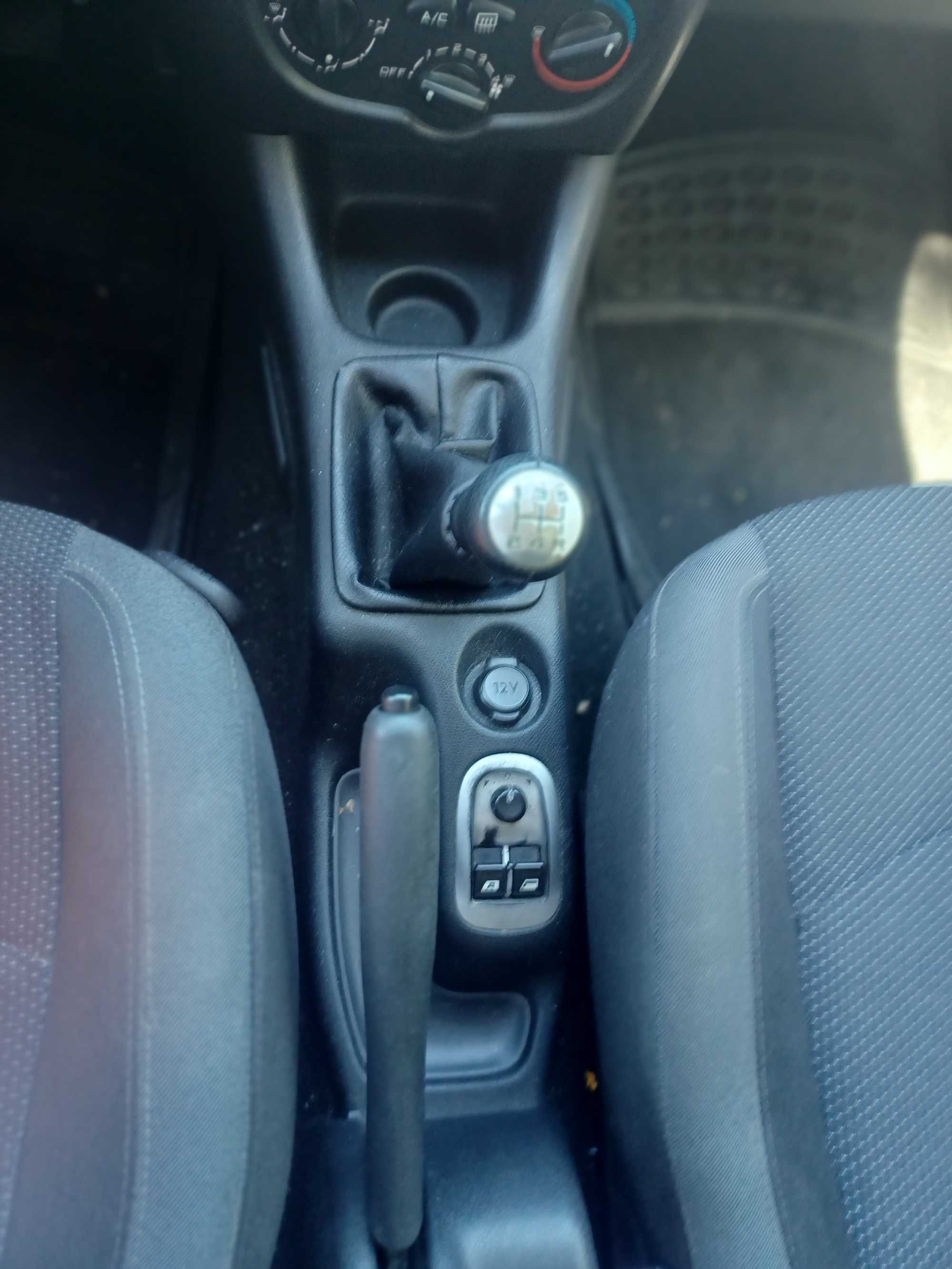carro impecável  100% confiável  0% de problemas