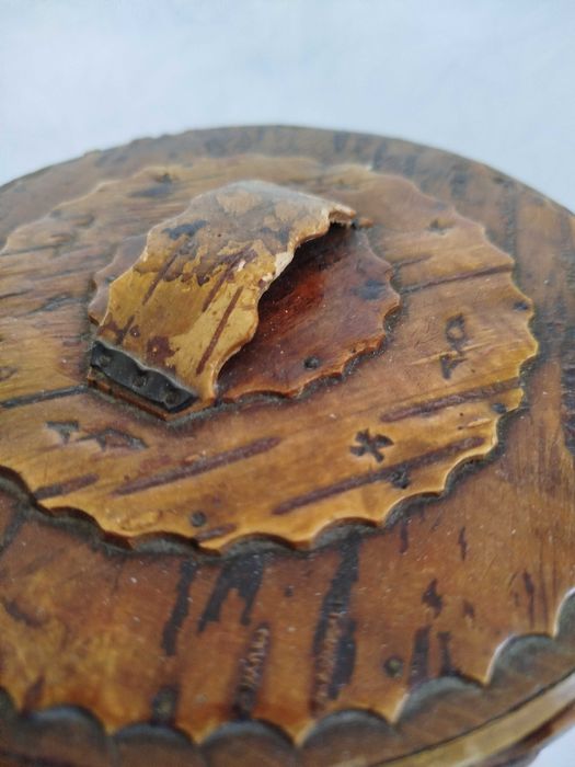 Stary drewniany pojemnik hand made rękodzieło