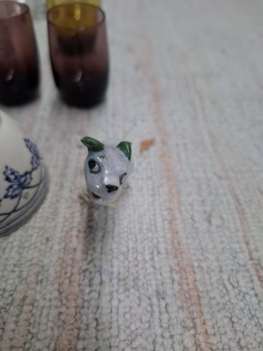 Várias peças antigas